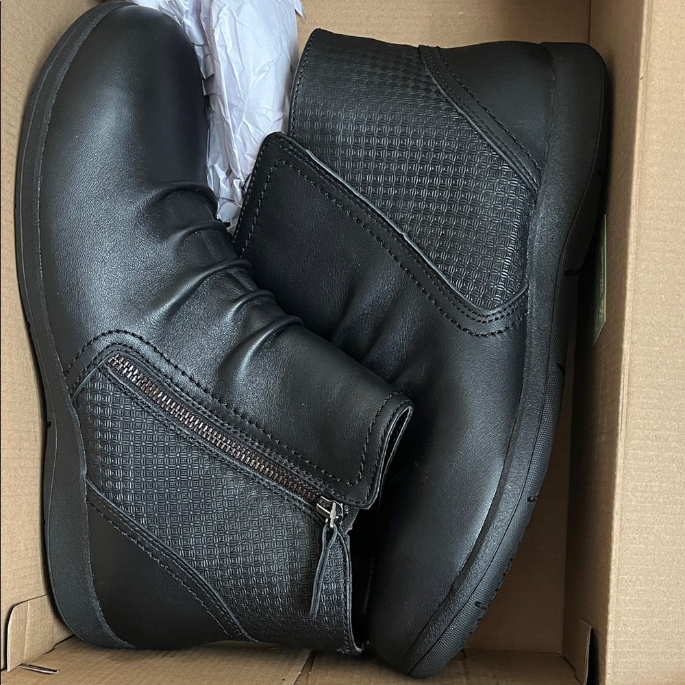Rockport Black Textured Men's Boots